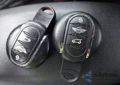 2016 Mini Hardtop Cooper z USA, uszkodzony, nr VIN WMWXU1C56G2D12029